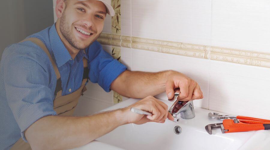 Local water heater installation in Saxon, WI